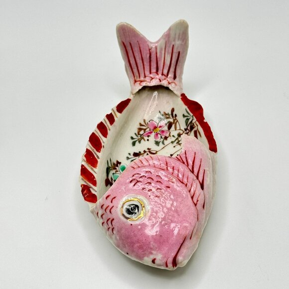 Antique Chinese Hand-Painted Fish Shaped Ceramic Dish Qing Dynasty wear on fins - Picture 2 of 12